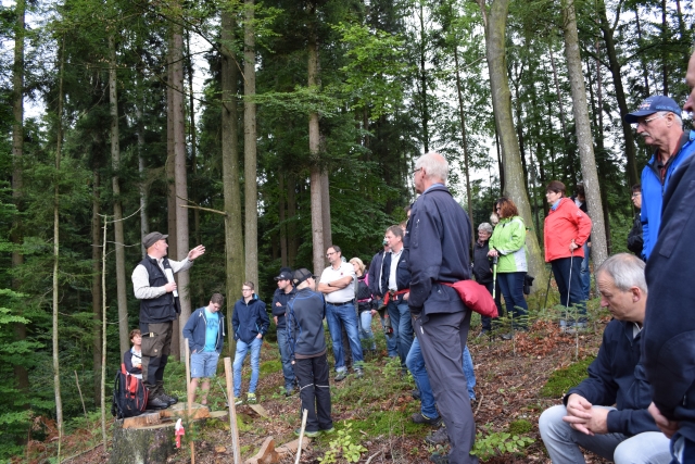 Vortrag von Uli Bareiß zum Thema Wald und Forstwirtschaft